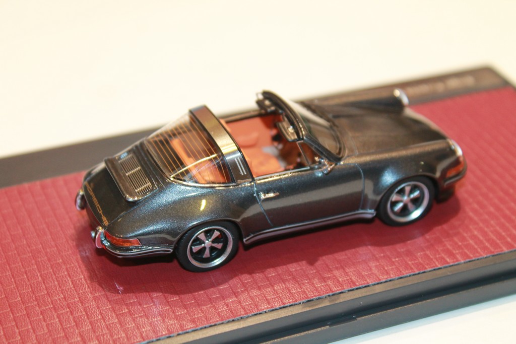 PORSCHE SINGER 911 TARGA 2018  MATRIX 1/43°