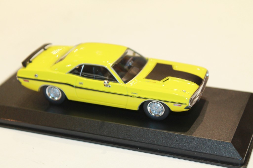 DODGE CHALLENGER R/T JAUNE 1970 GREENLIGHT 1/43°