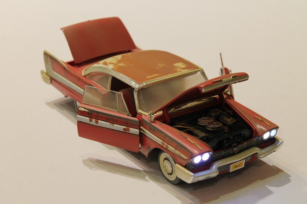 PLYMOUTH FURY 58 CHRISTINE AUTO WORLD 1/18°