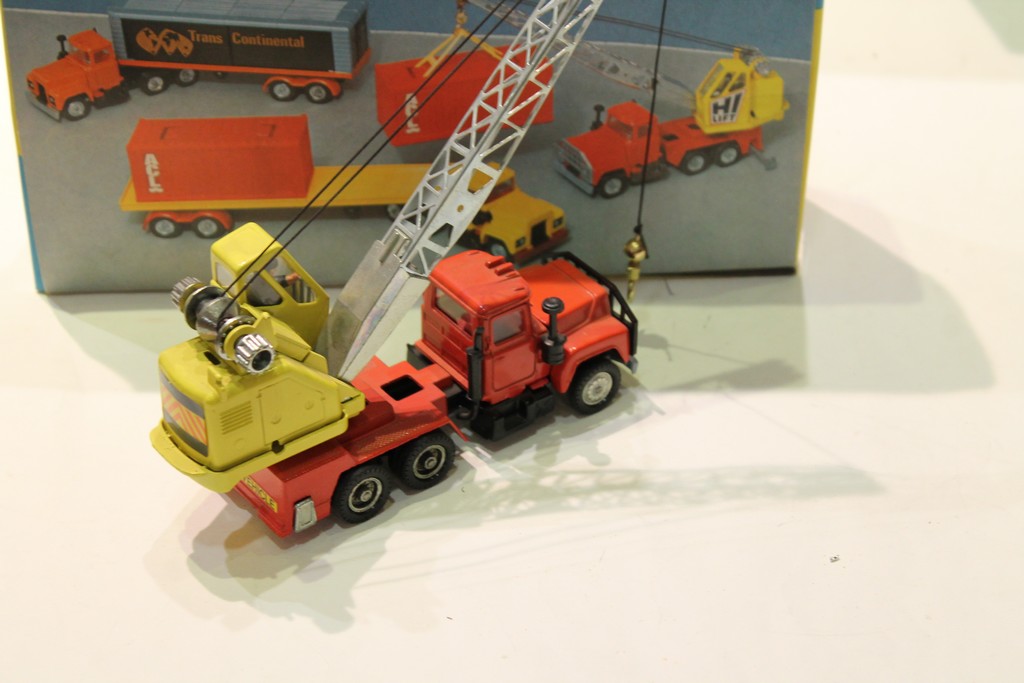 MACK - PRIESTMAN CAMION GRUE CORGI 1/50°