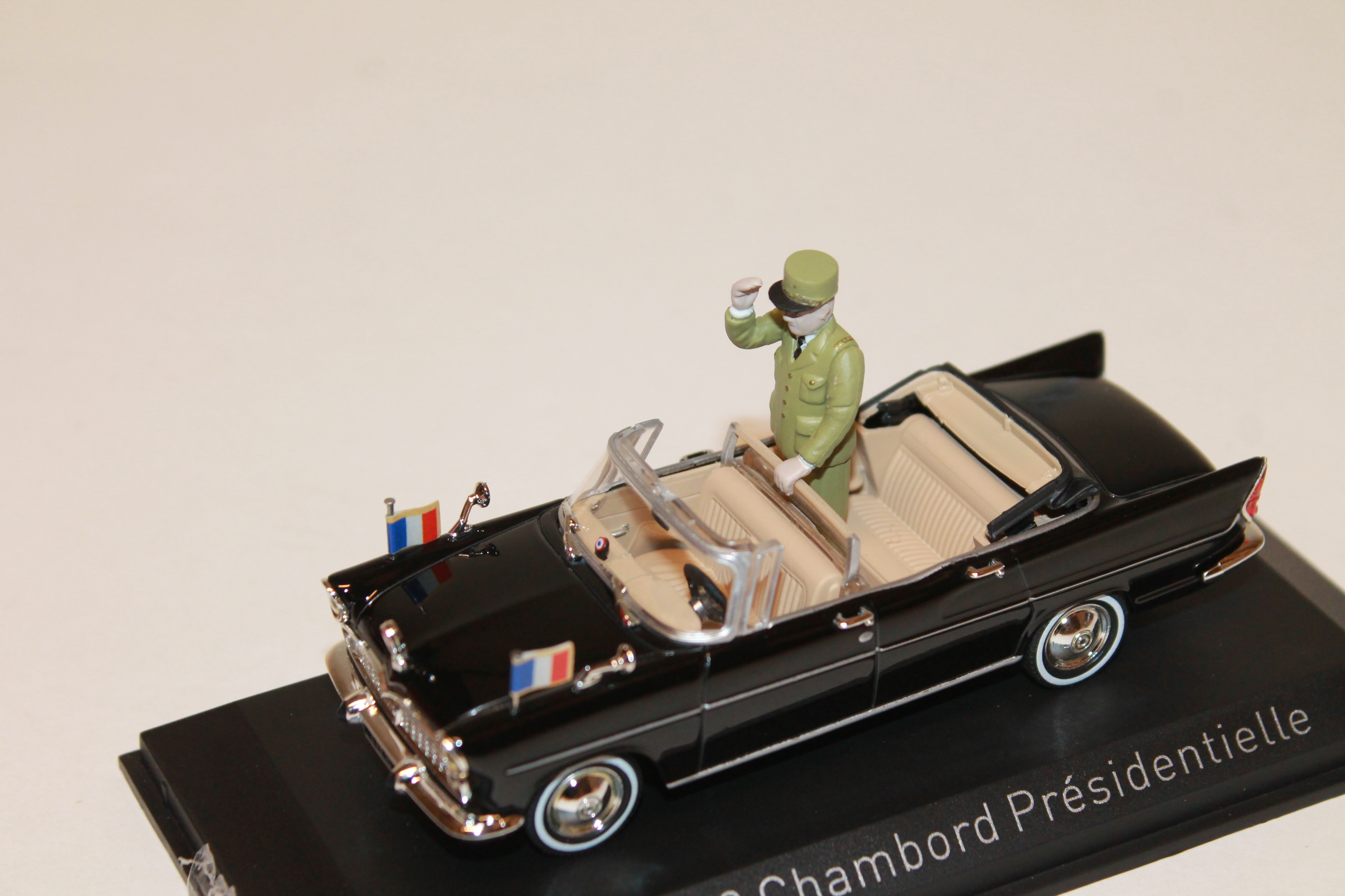 SIMCA V8 CHAMBORD PRESIDENTIELLE 1960 NOREV 1/43°