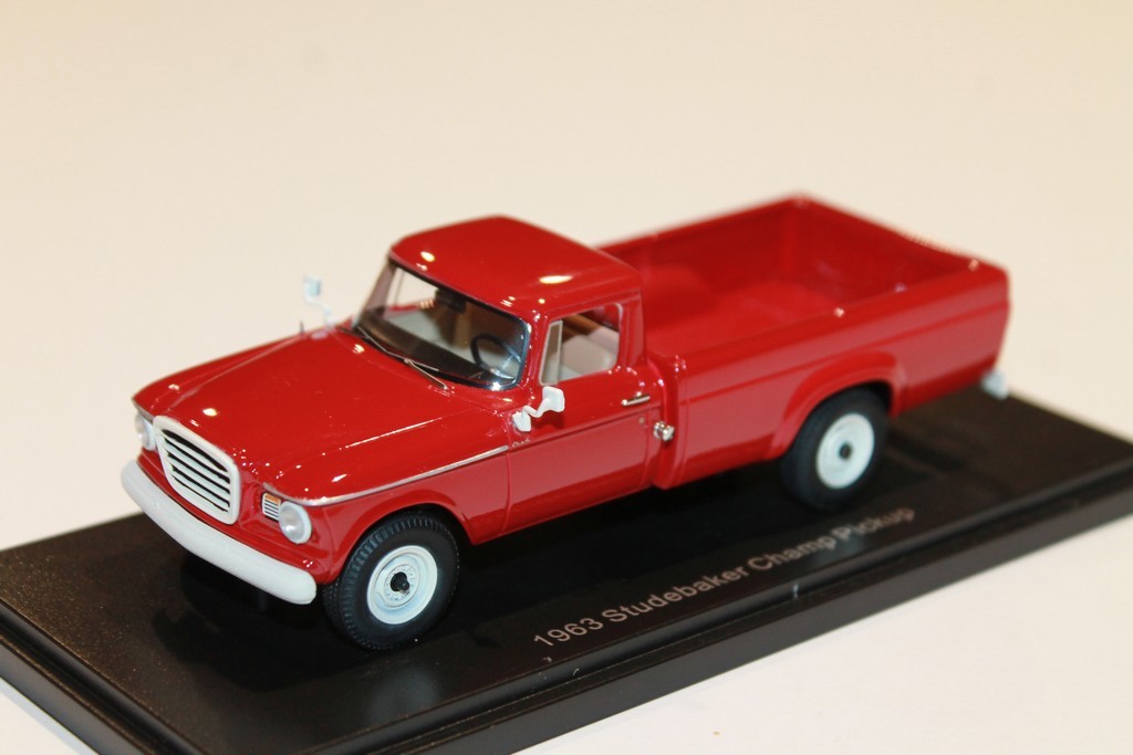 STUDEBAKER CHAMP PICKUP ROUGE NEO 1/43°