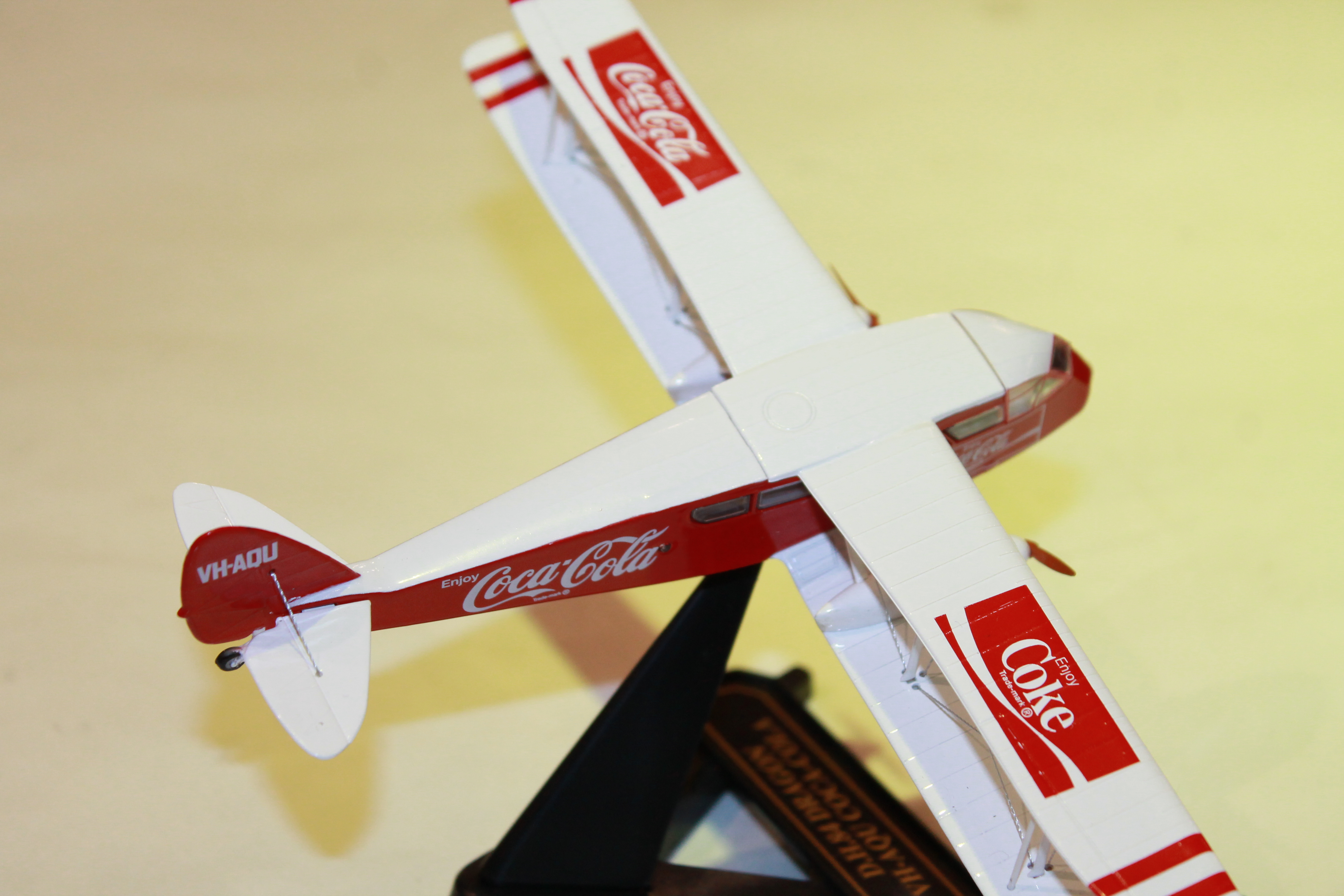 D.H. 84 DRAGON VH-AQU COCA-COLA OXFORD 1/72°