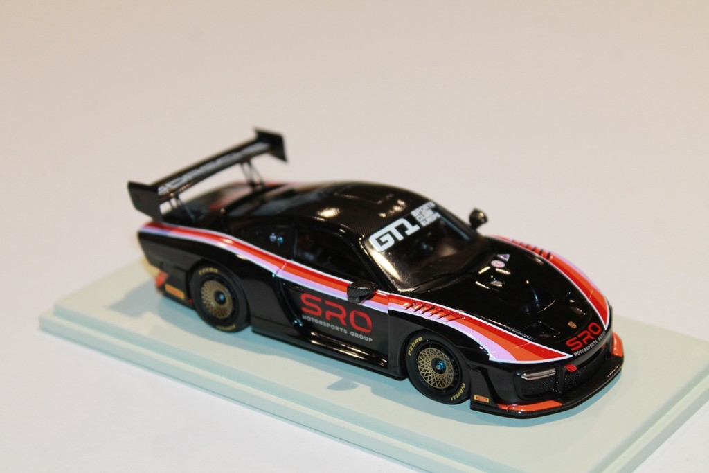 PORSCHE 935/19 SRO "INTERSCOPE" 2020 SPARK 1/43