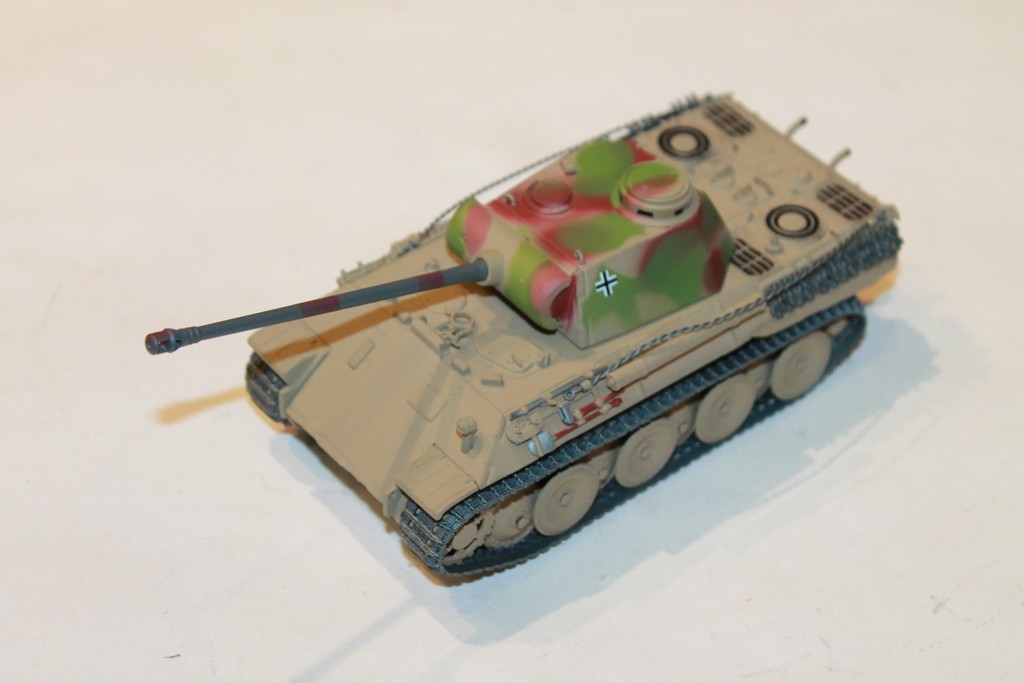 PANZERKAMPFWAGEN V PANTHER (AUSF D) 1945 CORGI 1/50°