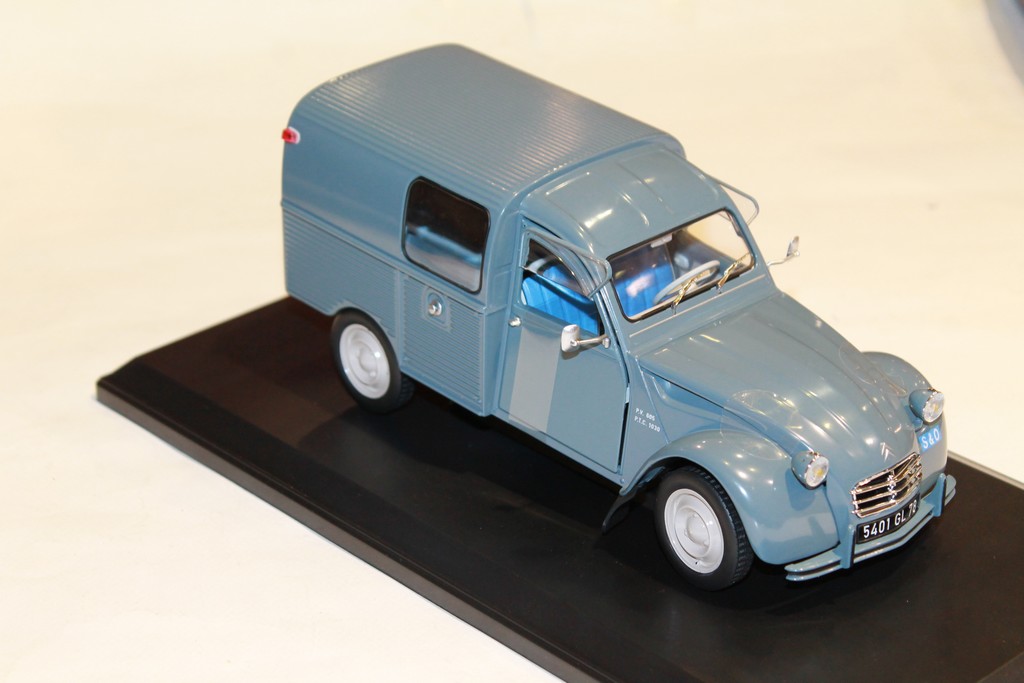 CITROEN 2CV FOURGONNETTE 1966 NOREV 1/18°