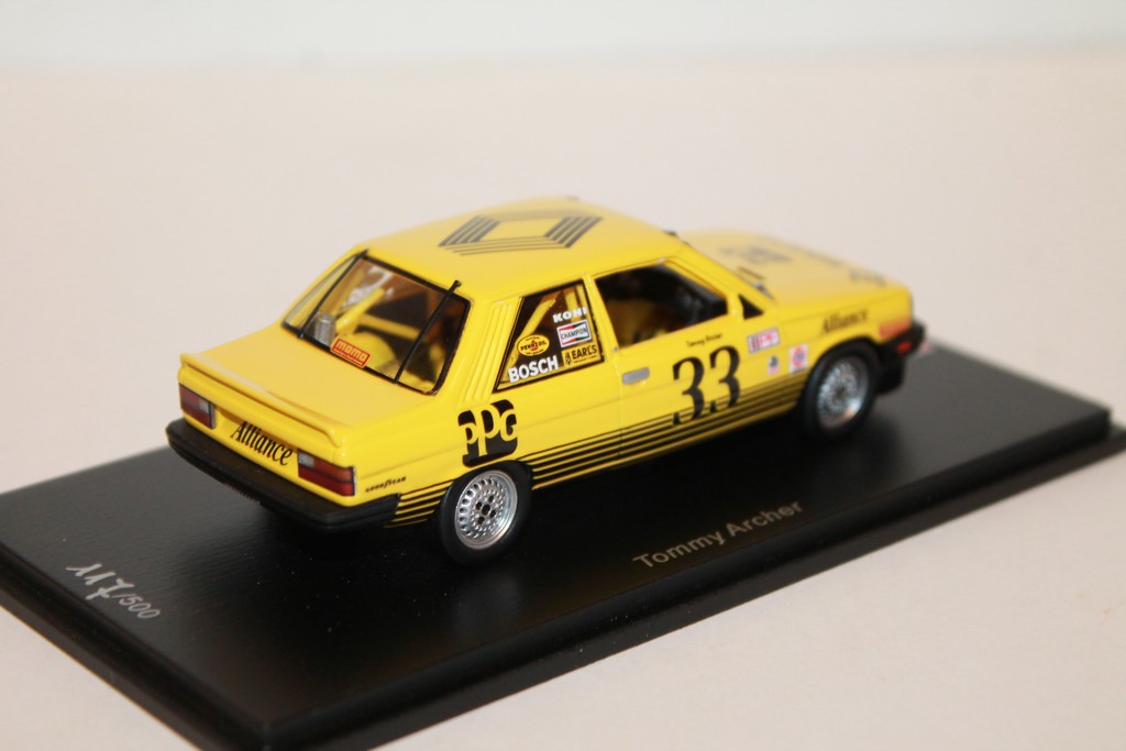 RENAULT ALLIANCE  N°33 LAGUNA SECA 1984 SPARK 1/43°