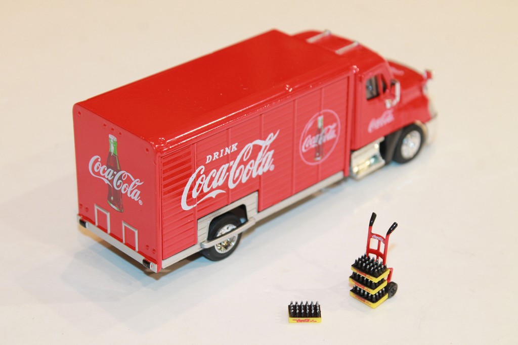 CAMION PORTEUR COCA COLA 2015 MOTOR CITY CLASSIC 1/43°
