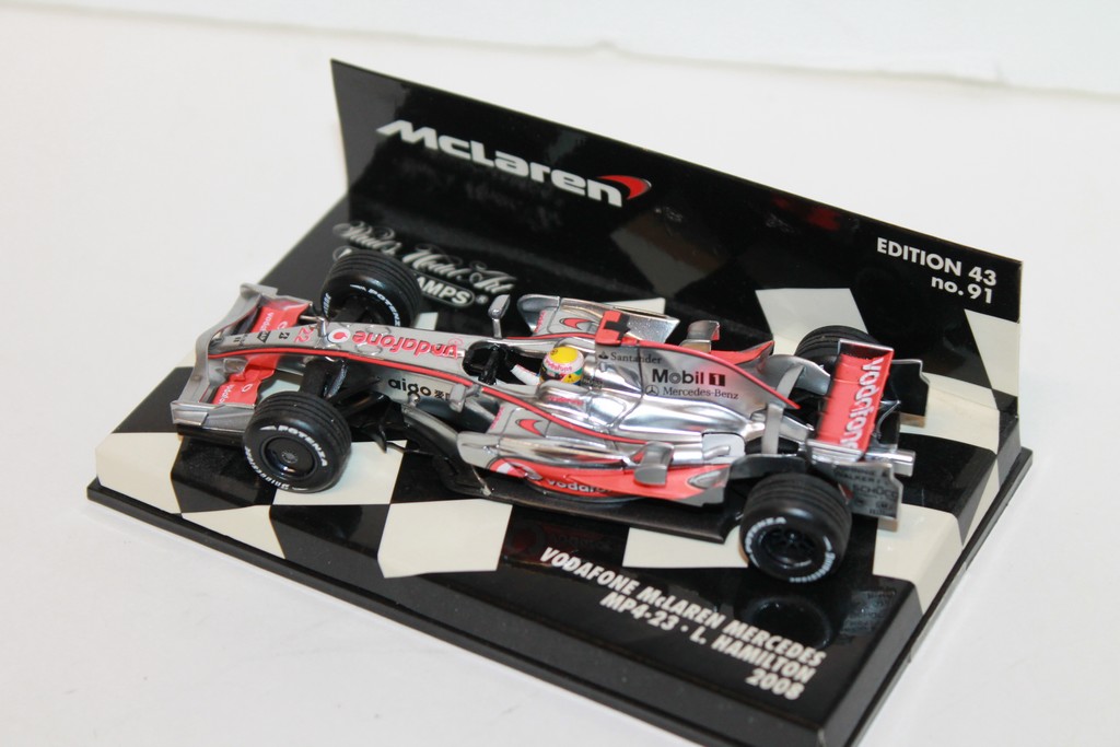 MCLAREN VODAFONE MERCEDES MP4-23 N°22 2008 MINICHAMPS 1/43°