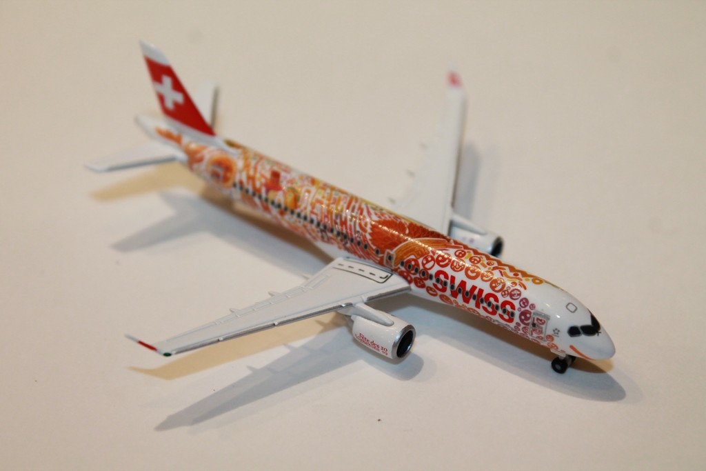 AIRBUS A220-300 SWISS INTERNATIONAL AIRLINES HERPA 1/500°