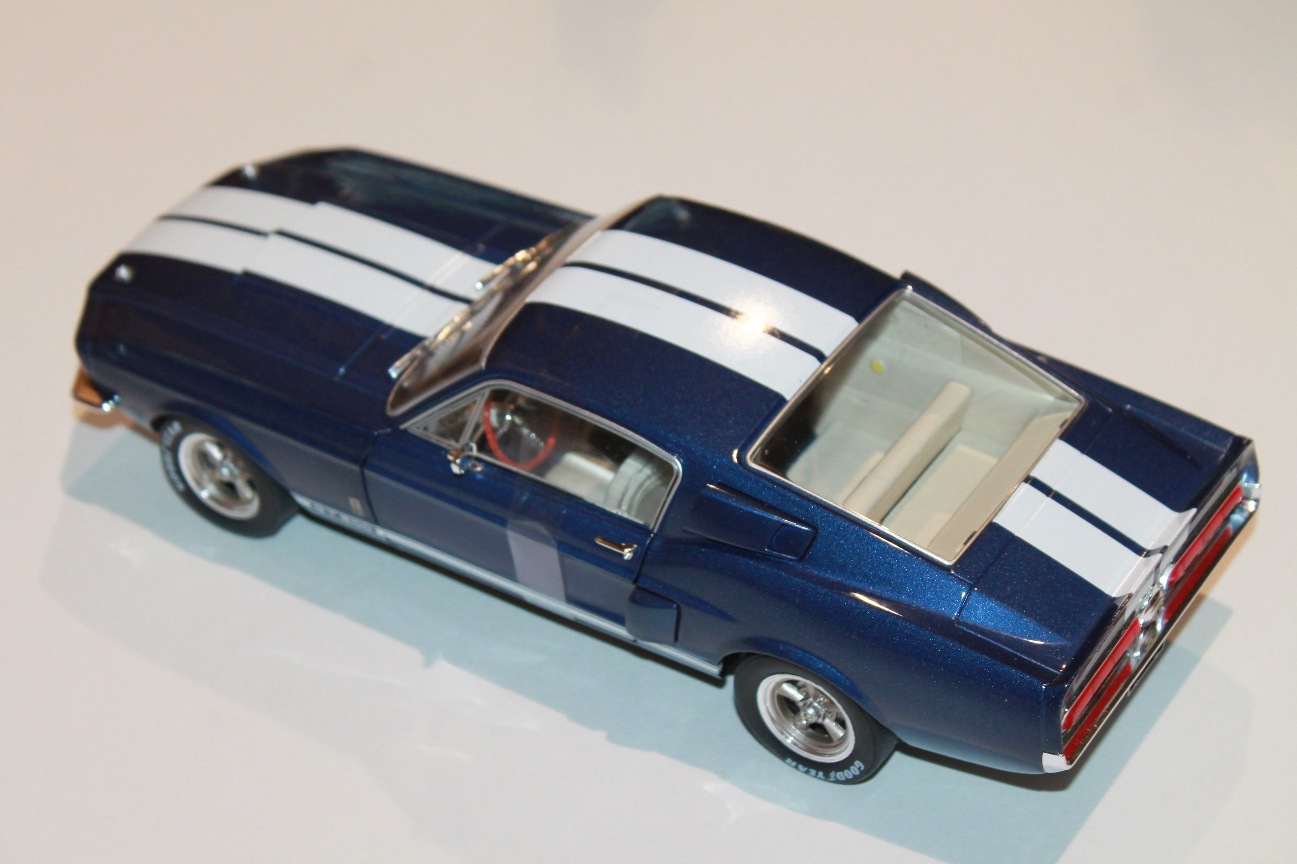 FORD MUSTANG SHELBY GT500 1967 SOLIDO 1/18°