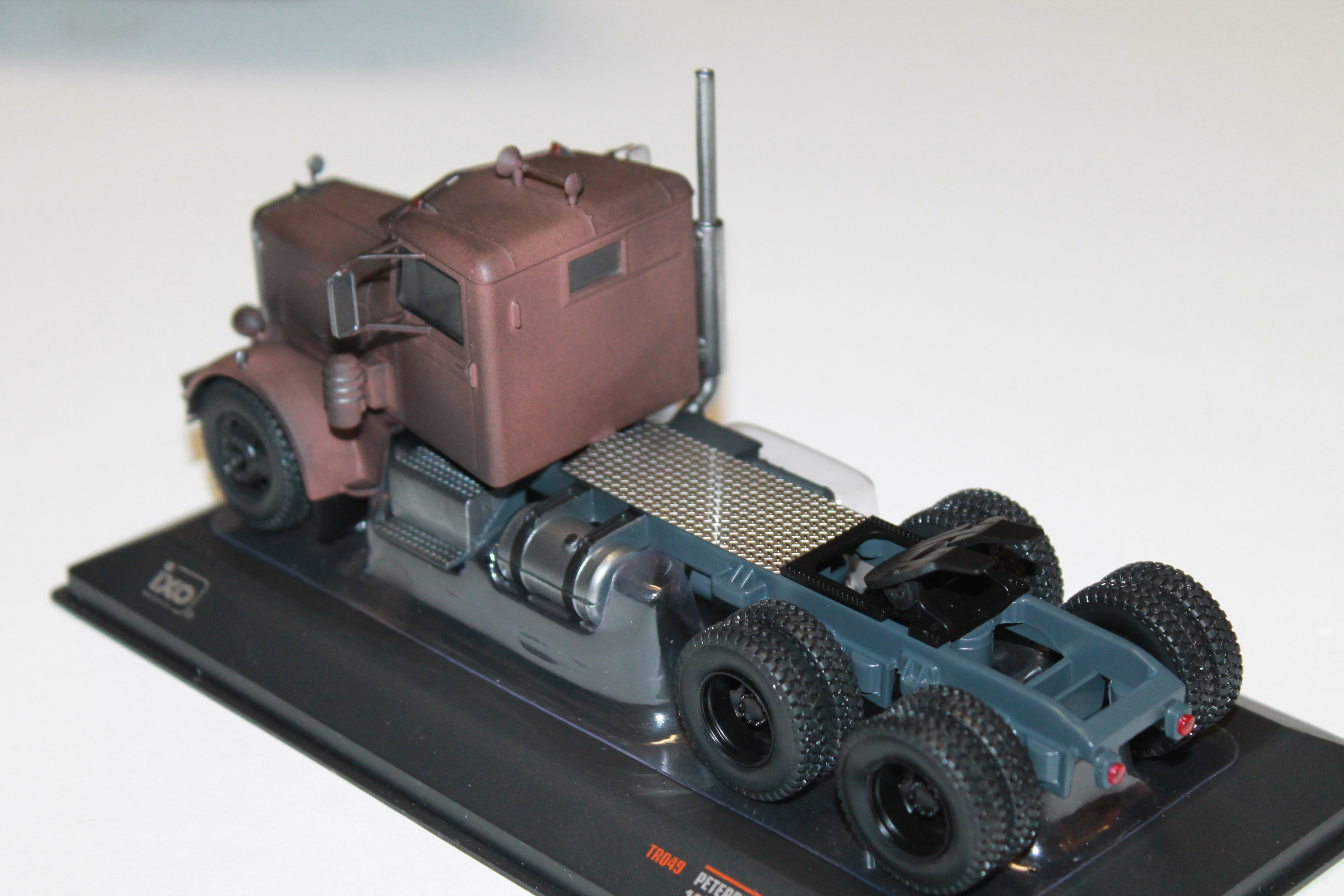 PETERBILT 281 1956 IXO 1/43°