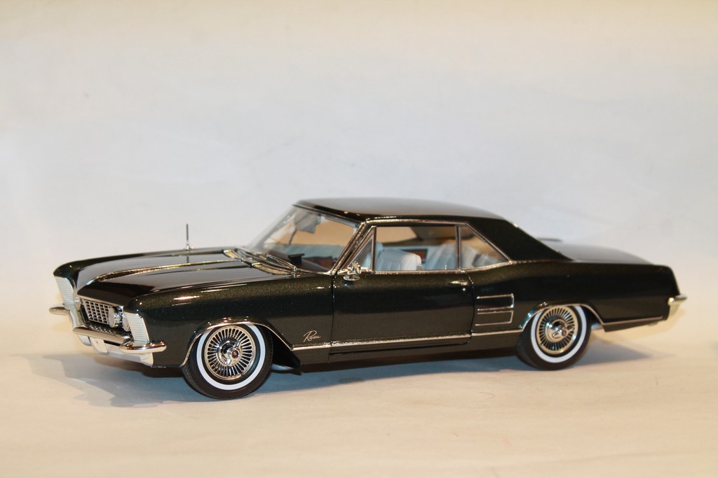 BUICK RIVIERA 1963 ACME 1/18°