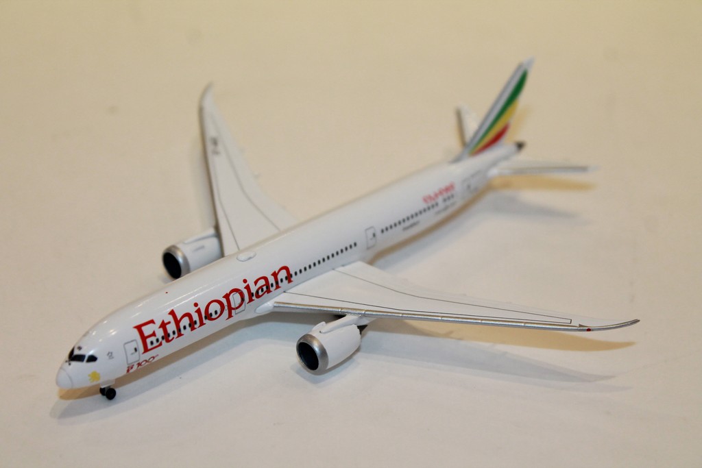 BOEING 787-9 DREAMLINER ETHIOPIAN AIRLINES HERPA 1/500°