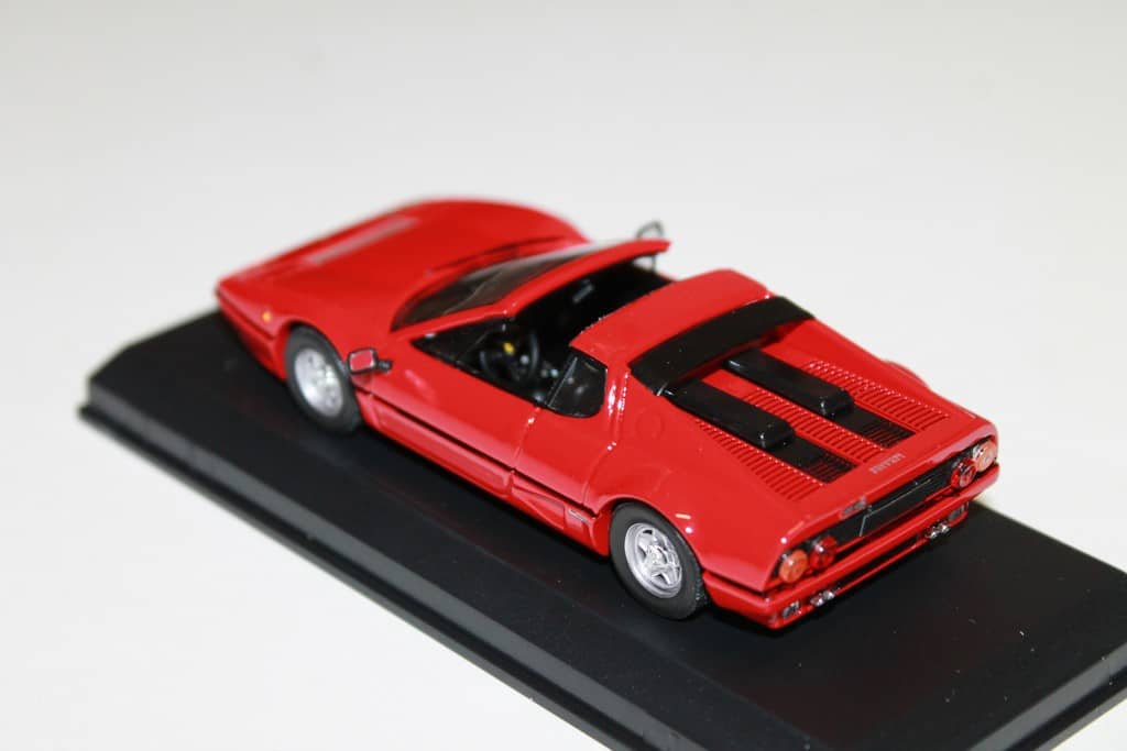 Ferrari 512BB Targa Straman Argent de 1978 au 1/43 de Matrix