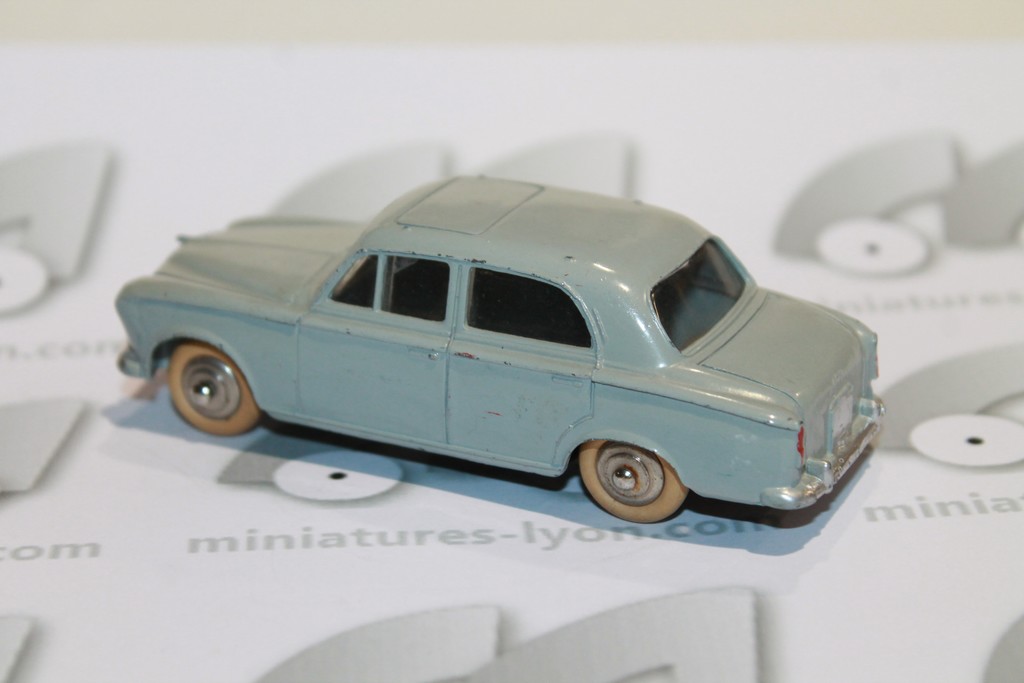 PEUGEOT 403 GRISE DINKY TOYS 1/43°