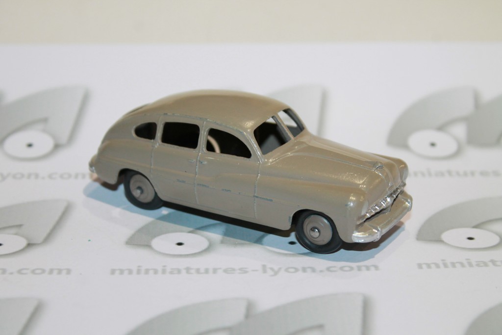 FORD VEDETTE 1950 DINKY TOYS 1/43°