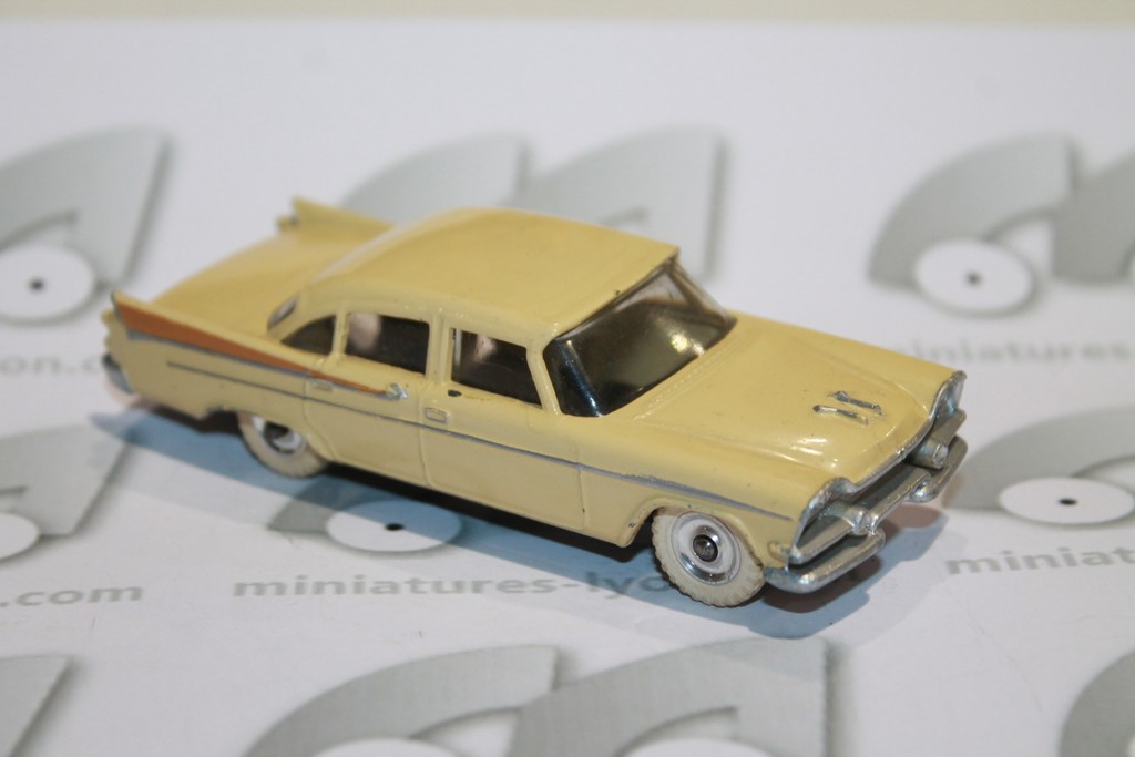 DODGE ROYAL SEDAN 1960 DINKY TOYS 1/43°