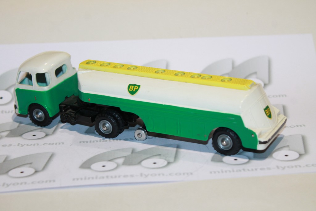 CAMION SOMUA CITERNE BP CIJ 1/43°