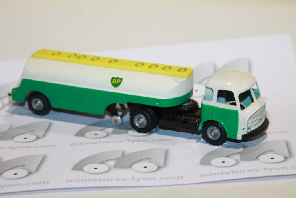 CAMION SOMUA CITERNE BP CIJ 1/43°