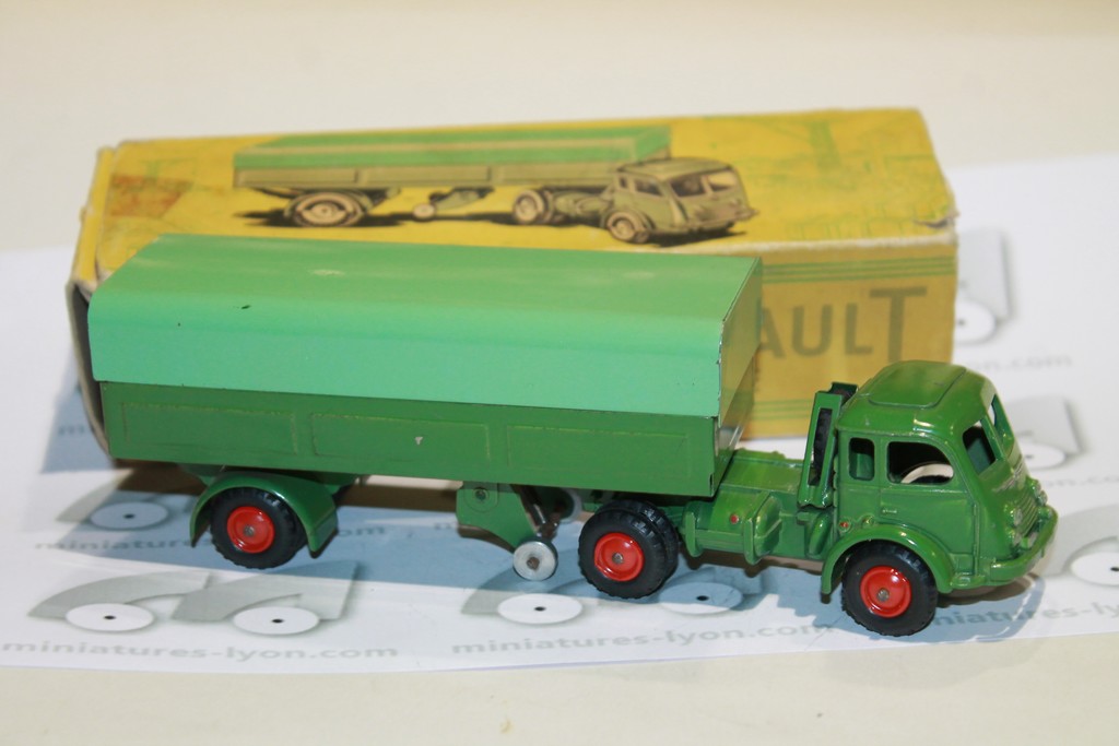 TRACTEUR RENAULT SEMI-REMORQUE RENAULT CIJ