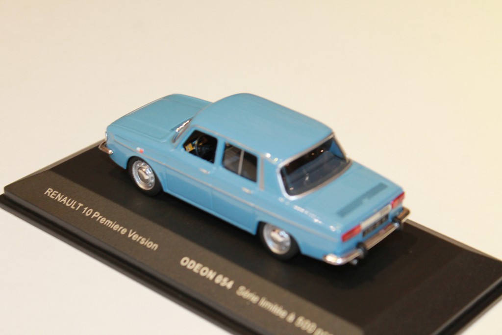 RENAULT 10 BLEU PREMIERE VERSION ODEON 1/43°