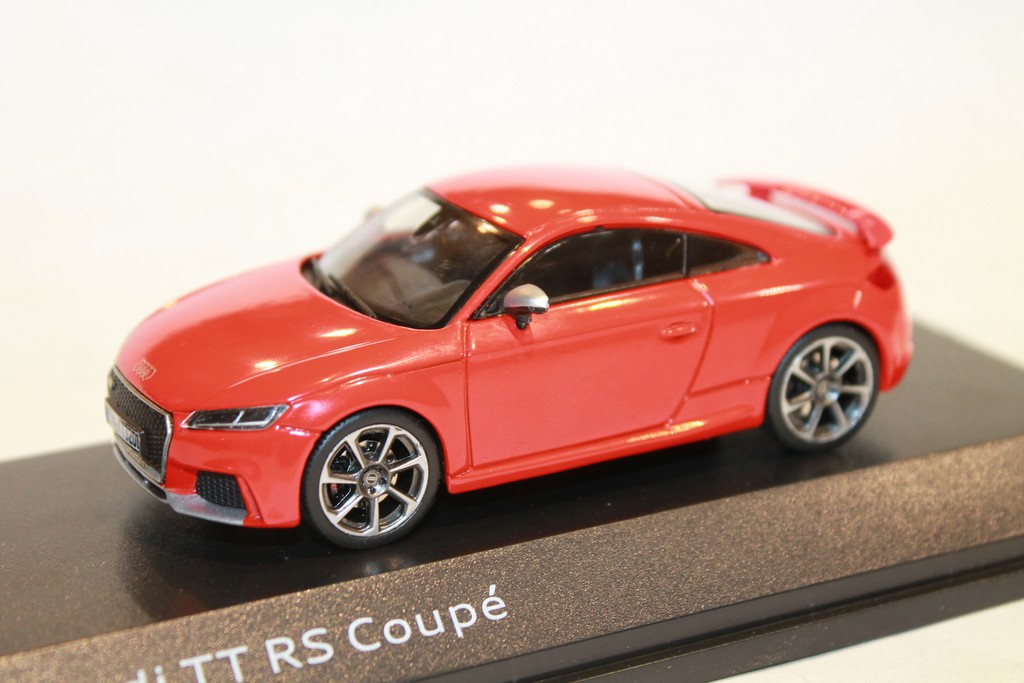 AUDI TT RS COUPE ROUGE 2018 ISCALE 1/43°