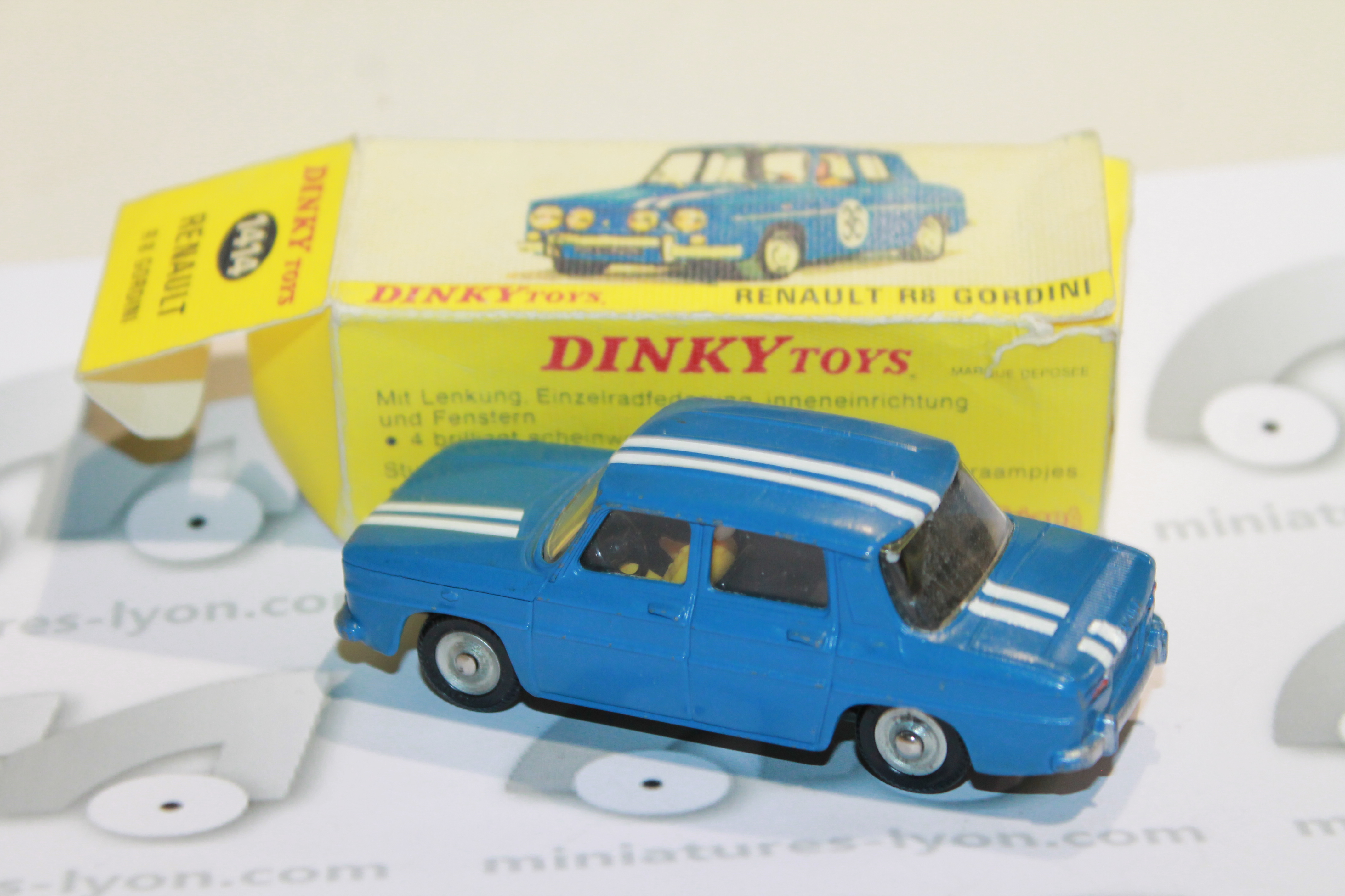 お年玉セール特価】 ルノー Dinky 1414 8 Renault 8 ゴルディーニ