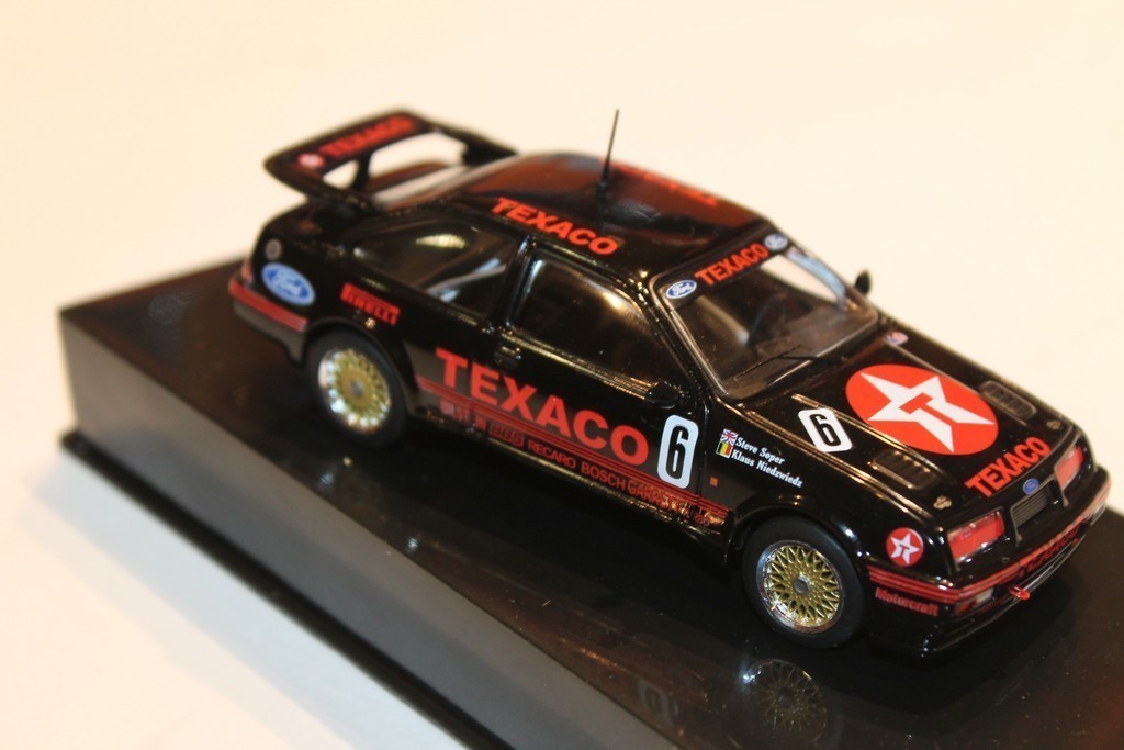 FORD SIERRA TEXACO 1987 IXO 1/43°