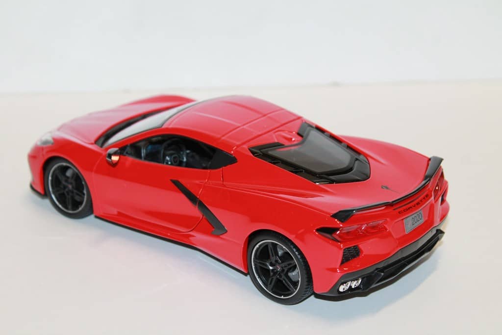 CHEVROLET CORVETTE STINGRAY ROUGE 2020 MAISTO 1/18°