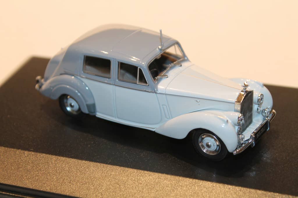 ROLLS ROYCE SILVER DAWN GRIS 2 ONS OXFORD 1/43°