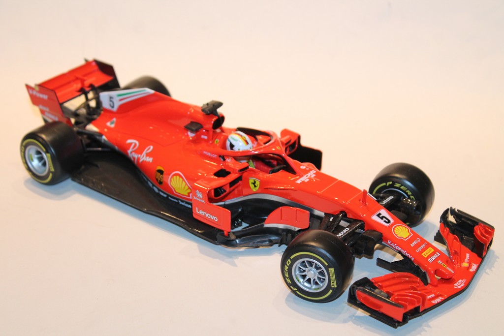 FERRARI SF71H VETTEL 2018 BURAGO 1/18°