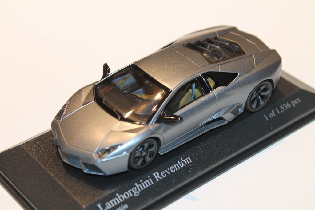 LAMBORGHINI REVENTON 2007 MINICHAMPS 1/43°