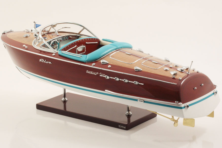 RIVA SUPER TRITONE 1/15° (55CM) 1955 KIADE MAQUETTE