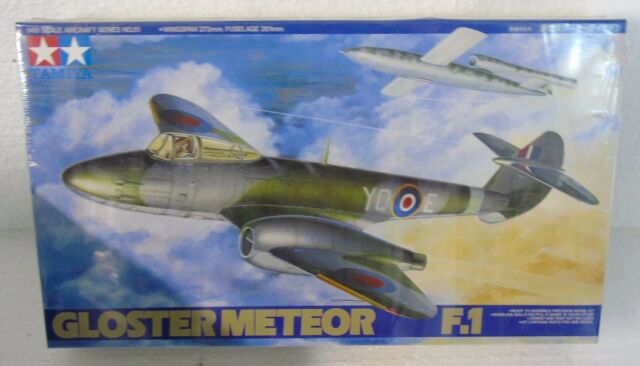 GLOSTER METEOR F.1 TAMIYA 1/48°