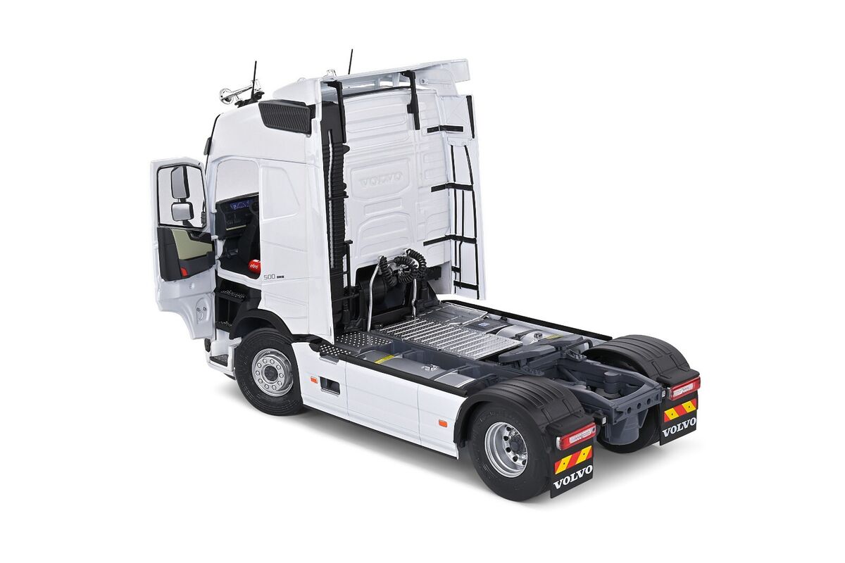 VOLVO FH GLOBETROTTER XL BLANC 2023 - SOLIDO 1/24