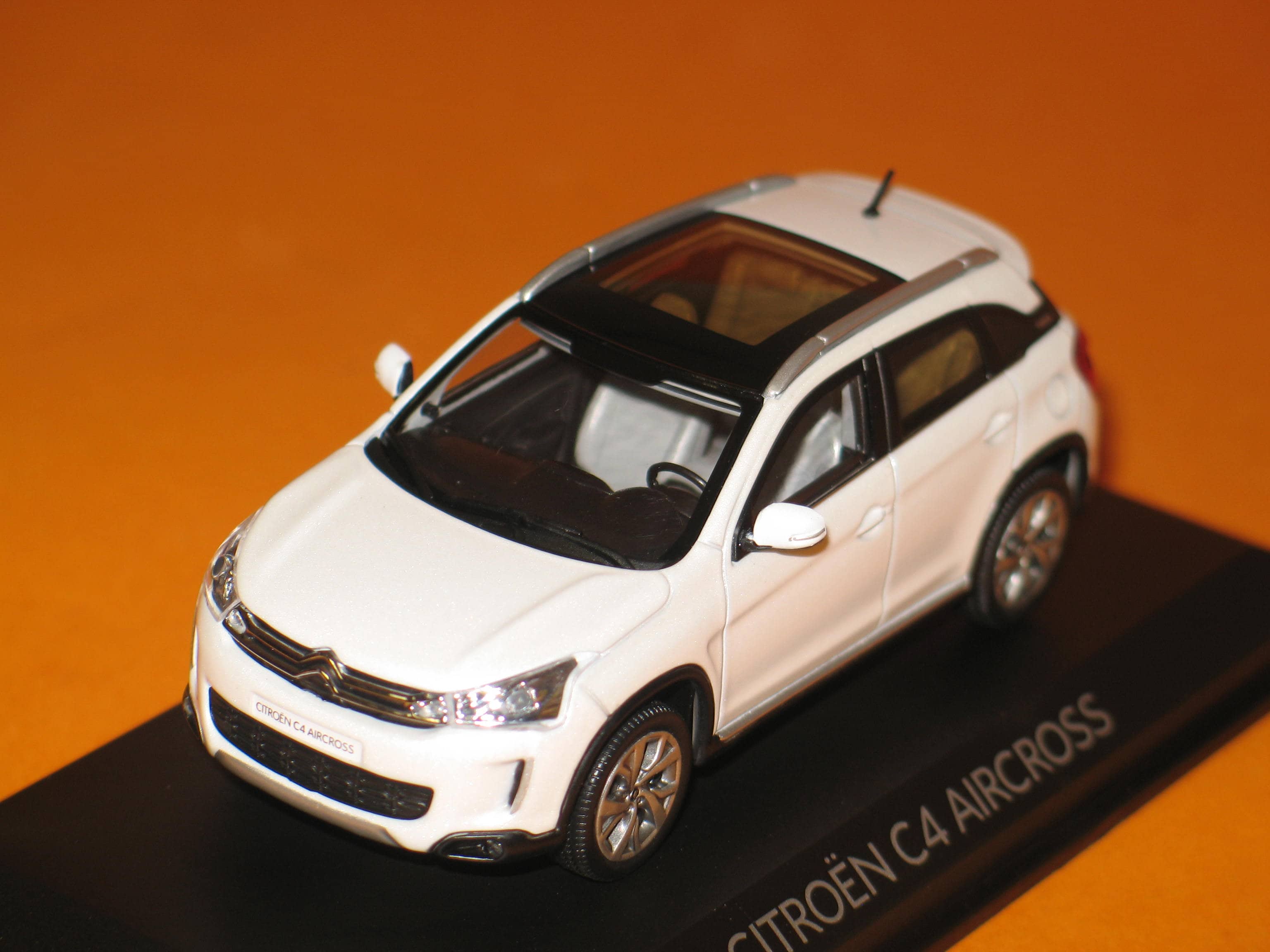 CITROEN 5 HP JAUNE NOREV PLASTIQUE 1/43 SANS BOITE
