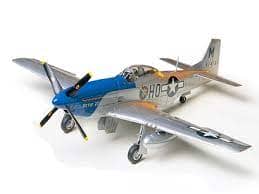 NORTH AMERICAN P-51D MUSTANG