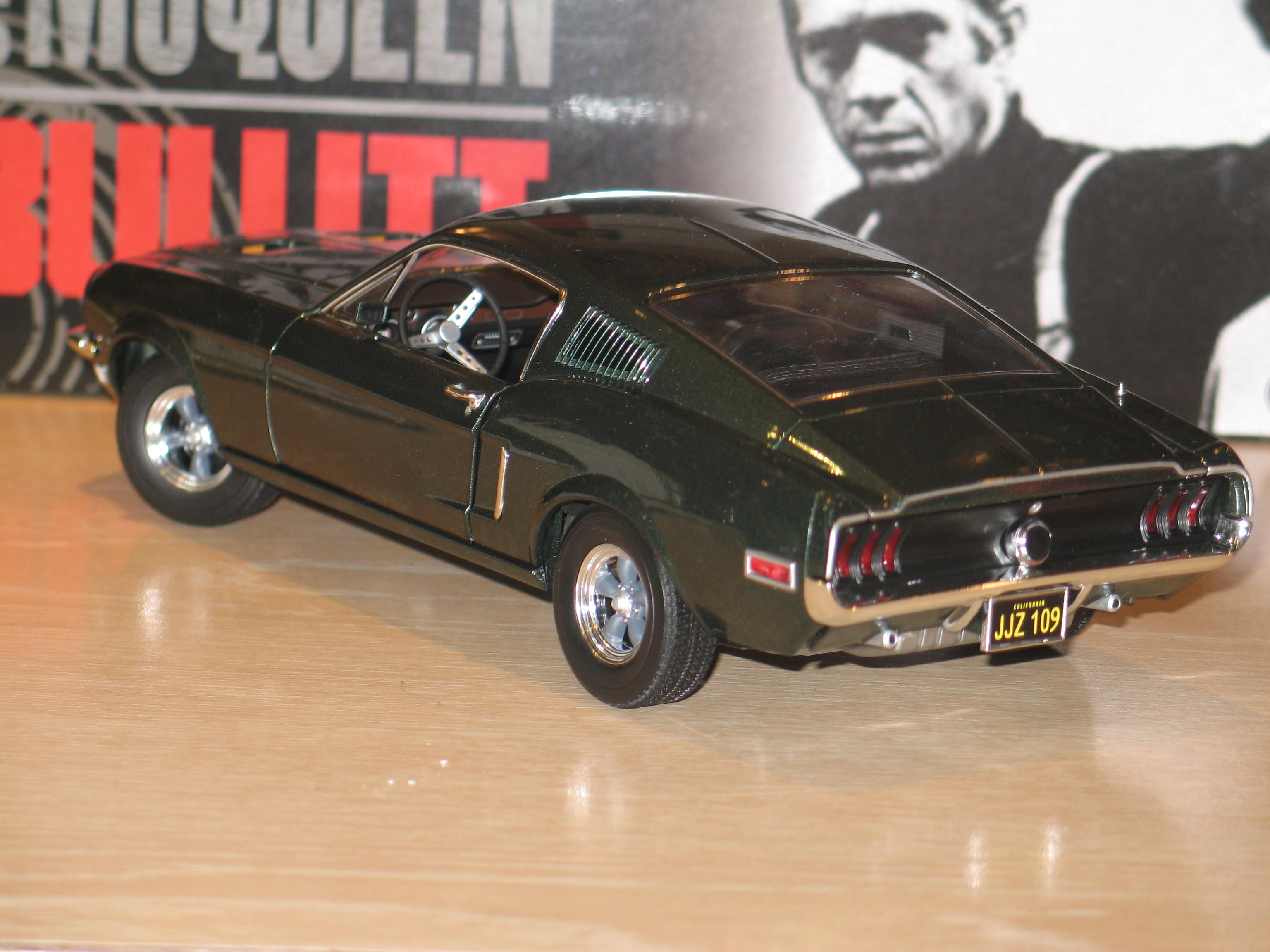 FORD MUSTANG GT 1968 BULLIT GREENLIGHT 1/18°